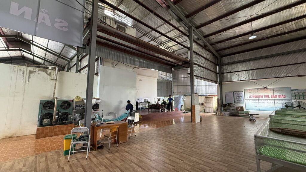 Verarbeitungshalle in einer TRAVINA-Partnergenossenschaft in Thai Nguyen