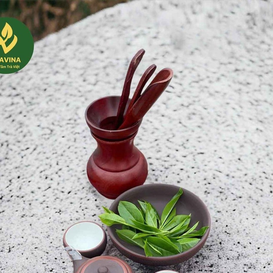 Tu Sa Song Am Zisha Tea Set from TRAVINA, Thai Nguyen - complete set