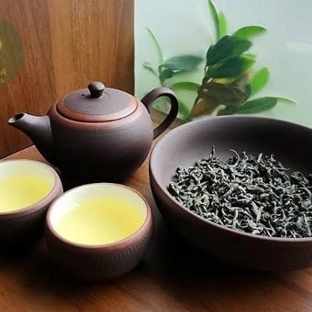 Tu Sa Song Am Zisha Tea Set from TRAVINA, Thai Nguyen - set with loose tea