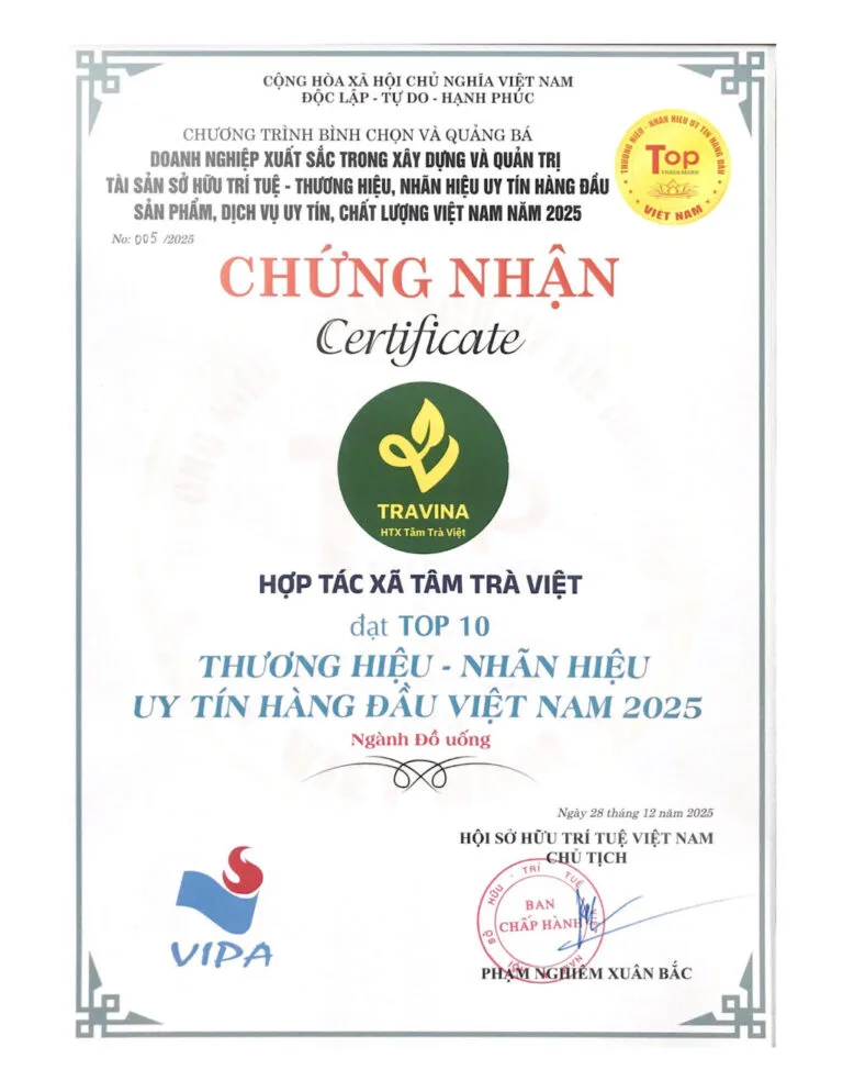 VIPA certificate: Top 10 Leading Trusted Brands and Trademarks of Viet Nam 2025, beverages category, awarded to Tam Tra Viet Cooperative