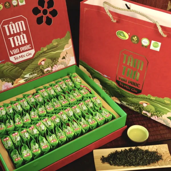 Tam Tra Van Phuc Gift Set – box opened